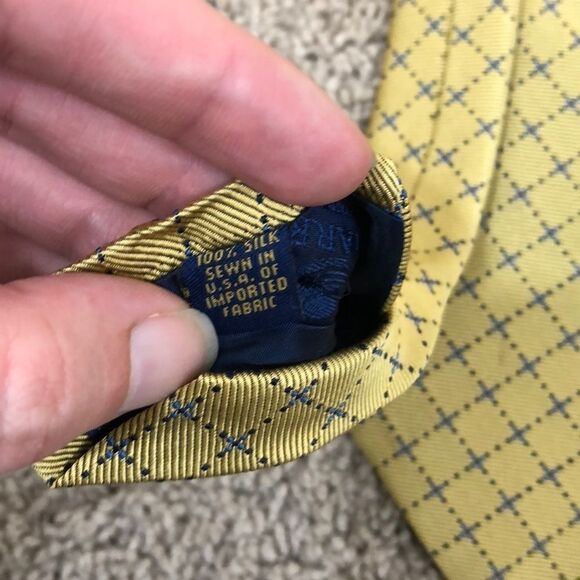 T Harris Silk Tie - Picture 2 of 4